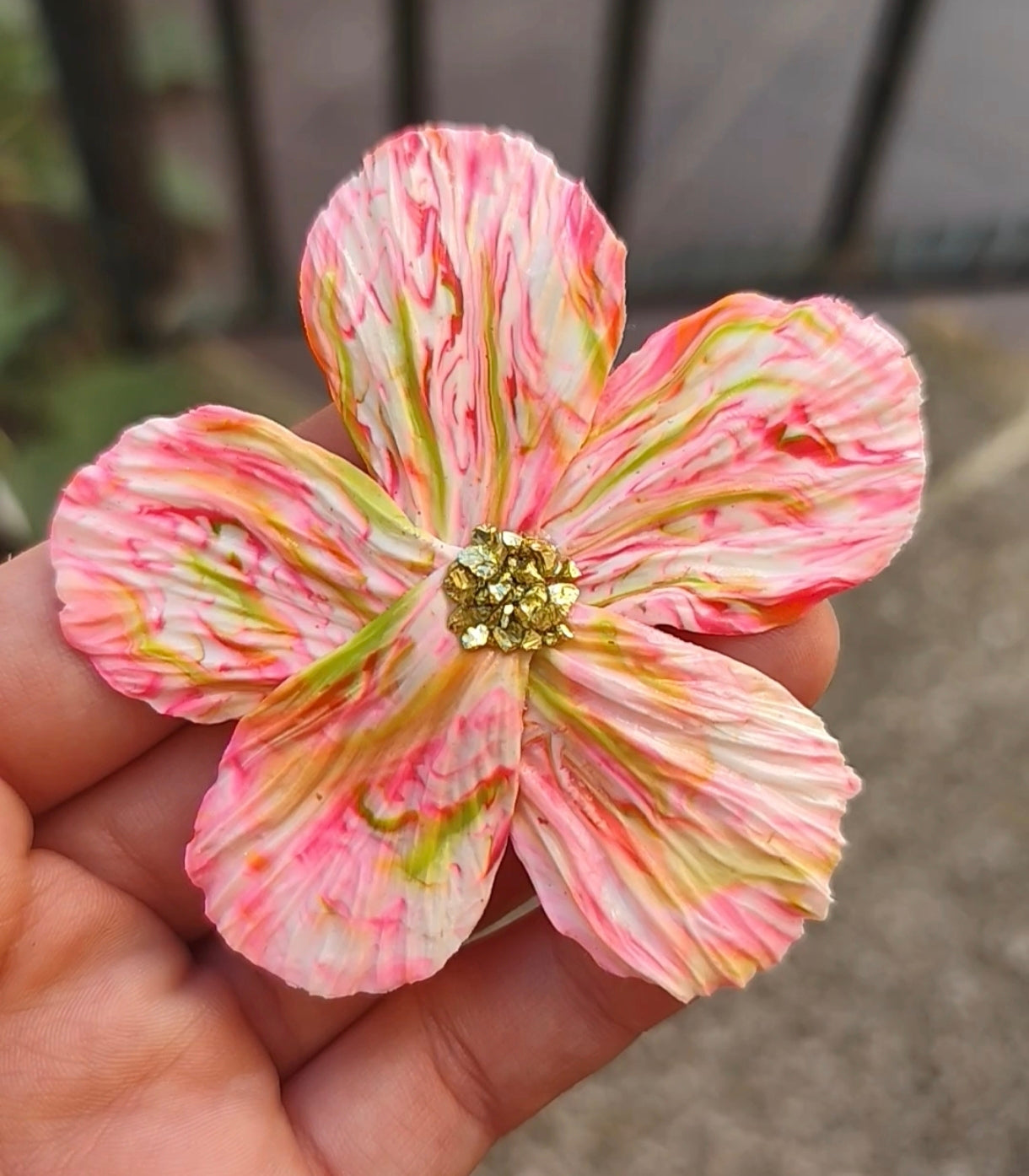 Pendientes Maxi Flor Artesanales – Rosa y Lima | Arcilla Polimérica