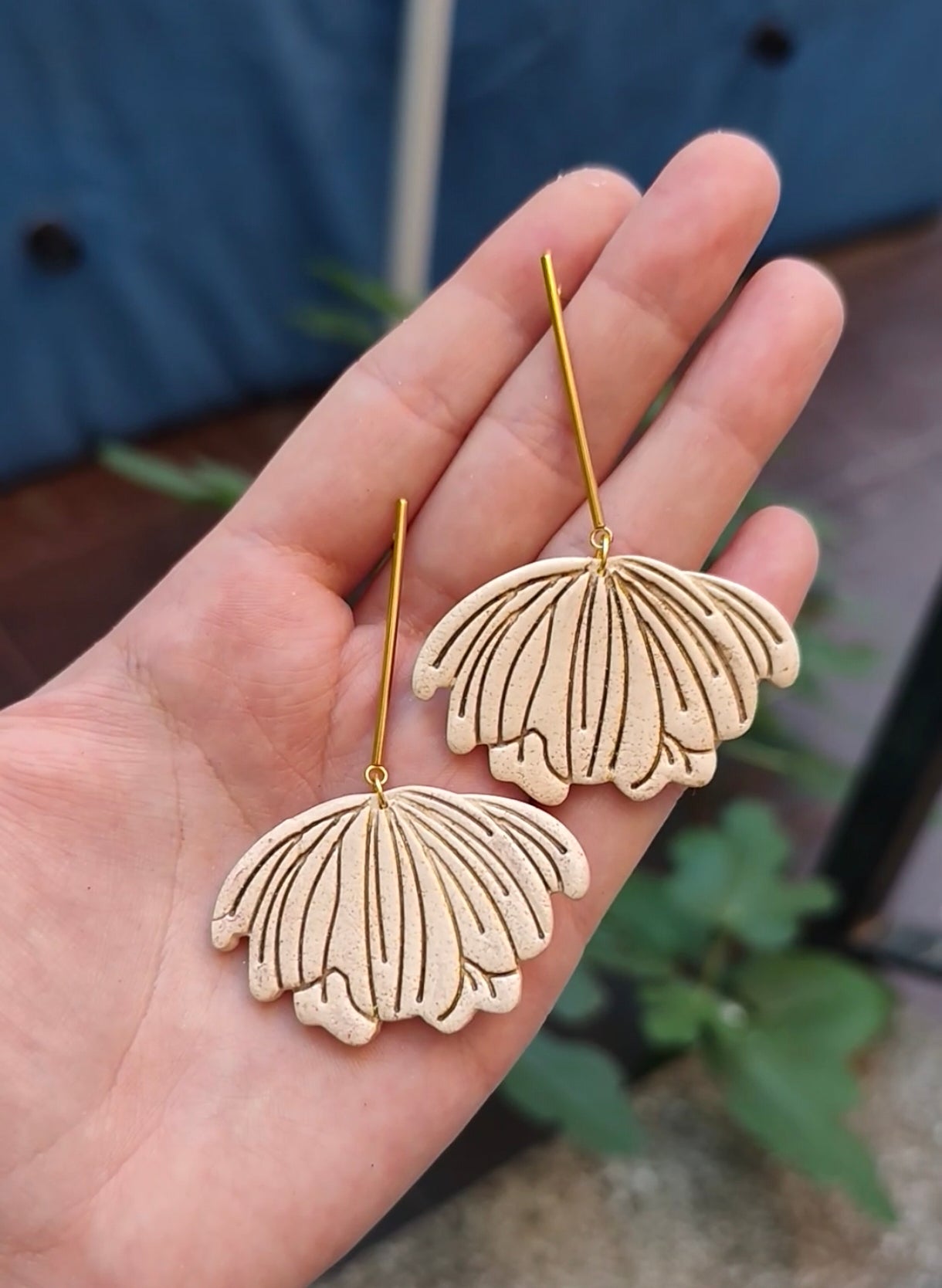Pendientes Amapola Colgante Beige