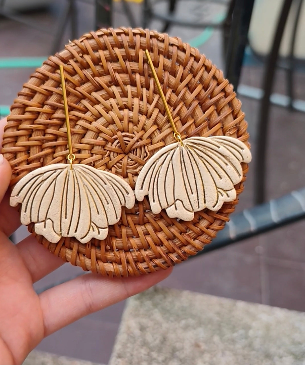 Pendientes Amapola Colgante Beige