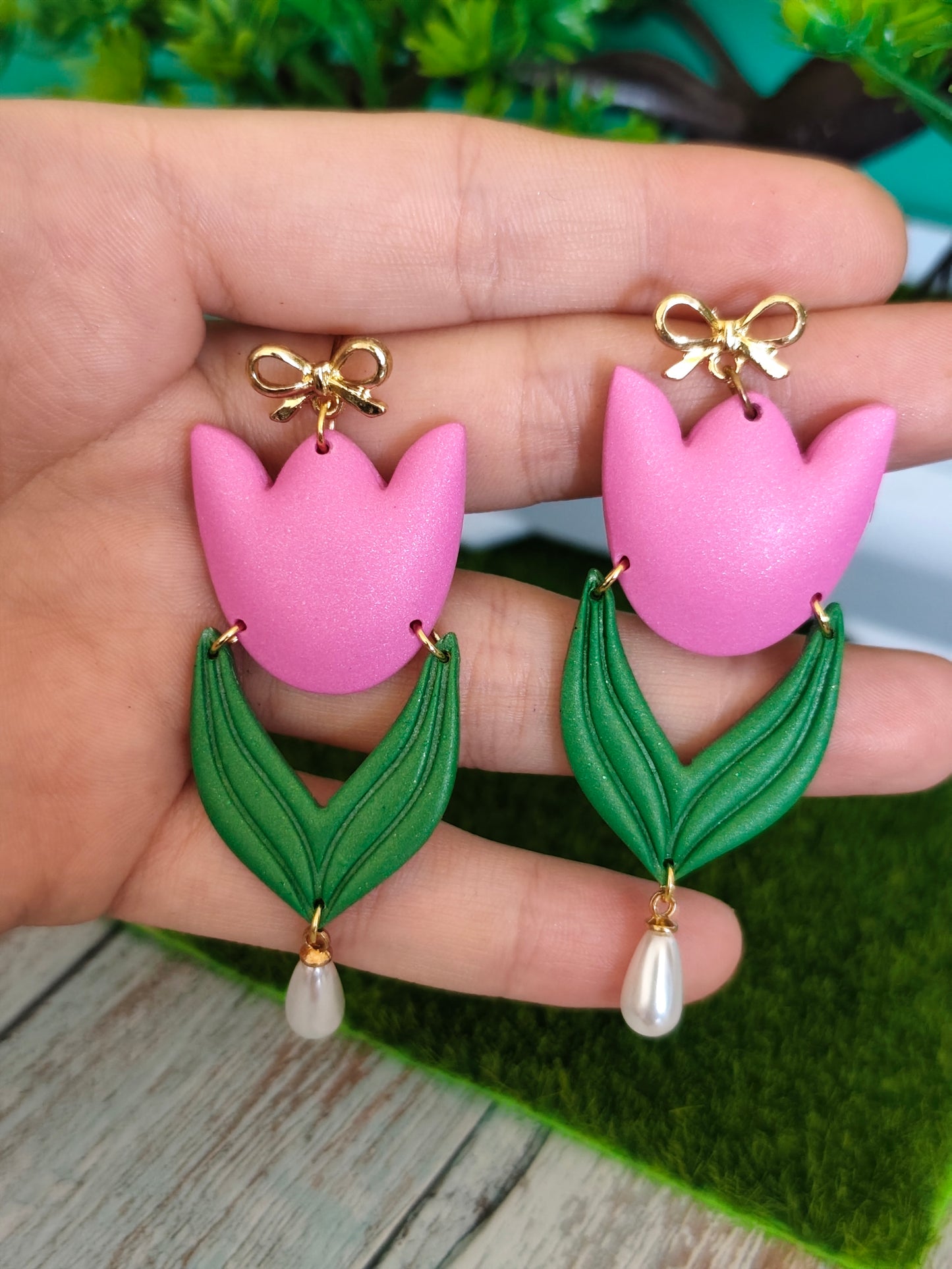 Pendientes Tulipán Rosa con Perla Colgante | Diseño Único