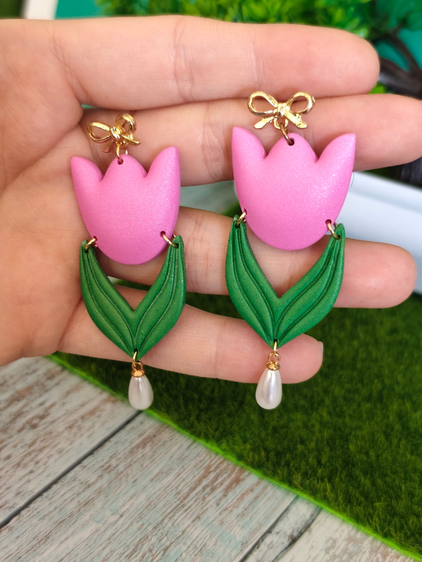 Pendientes Tulipán Rosa con Perla Colgante | Diseño Único