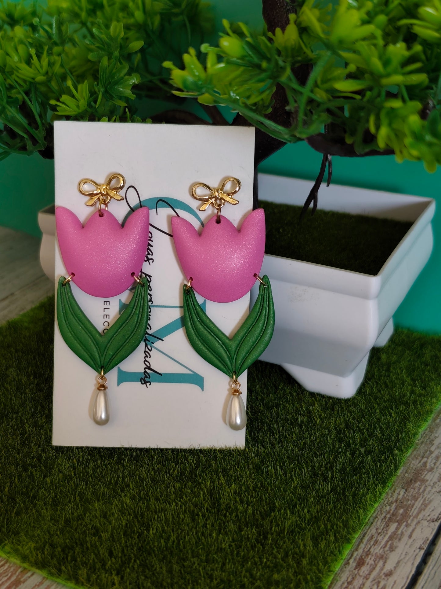 Pendientes Tulipán Rosa con Perla Colgante | Diseño Único