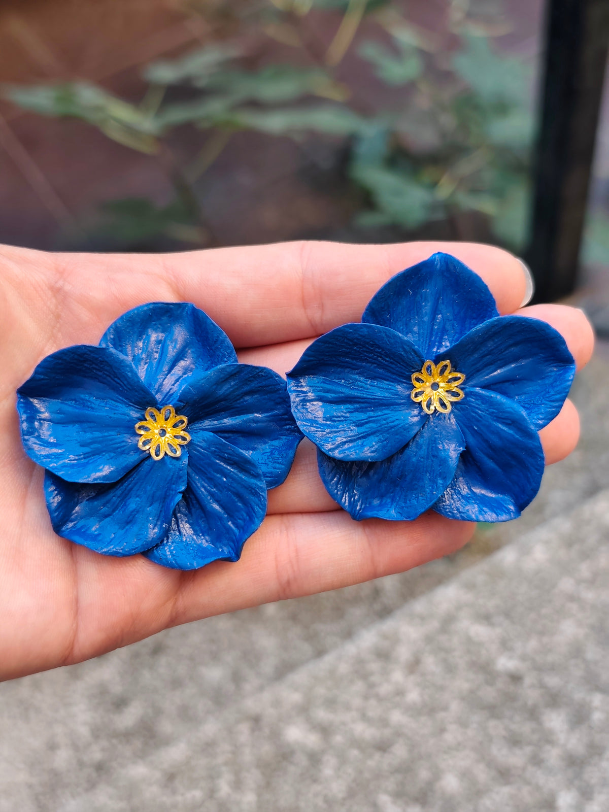 Pendientes Hortensia Azul · Arcilla Polimérica