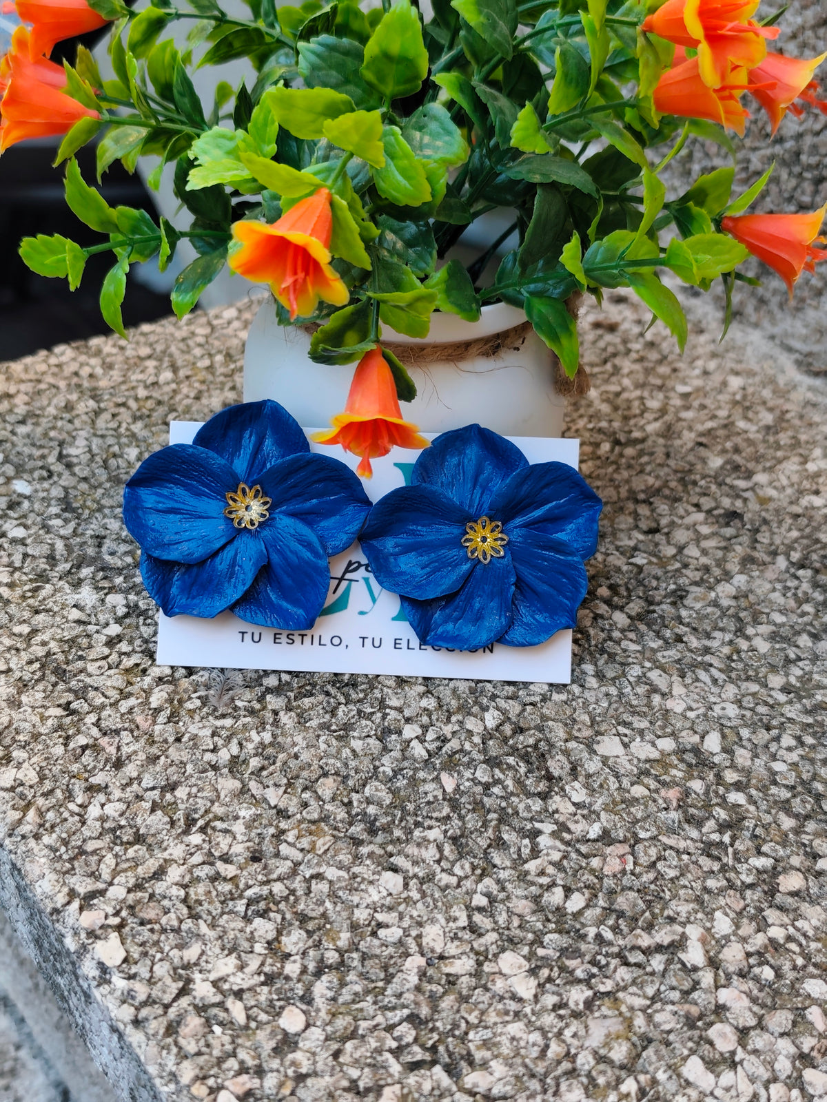 Pendientes Hortensia Azul · Arcilla Polimérica