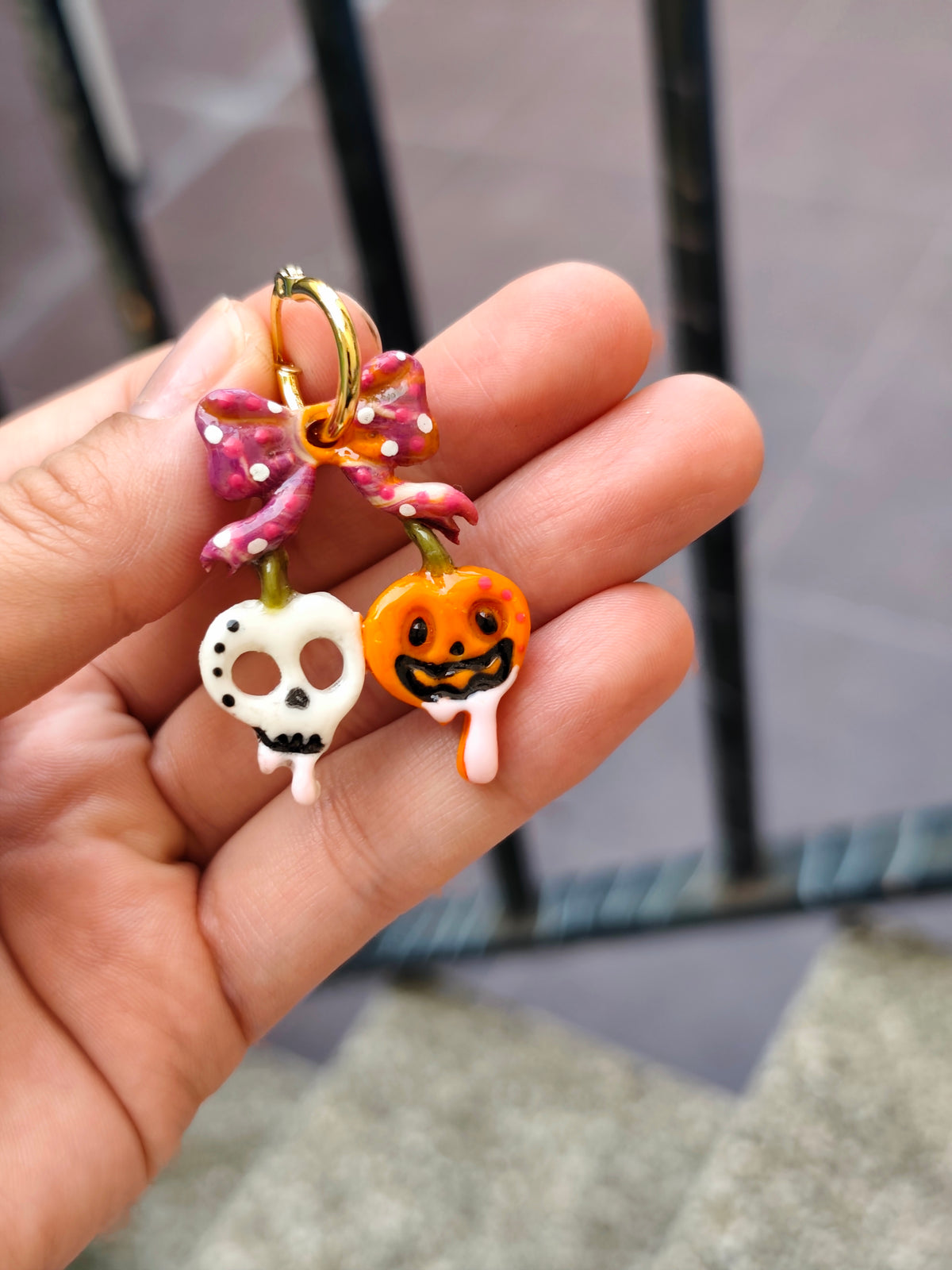 Pendientes Calavera y Calabaza con Lazo · Halloween Edición Limitada