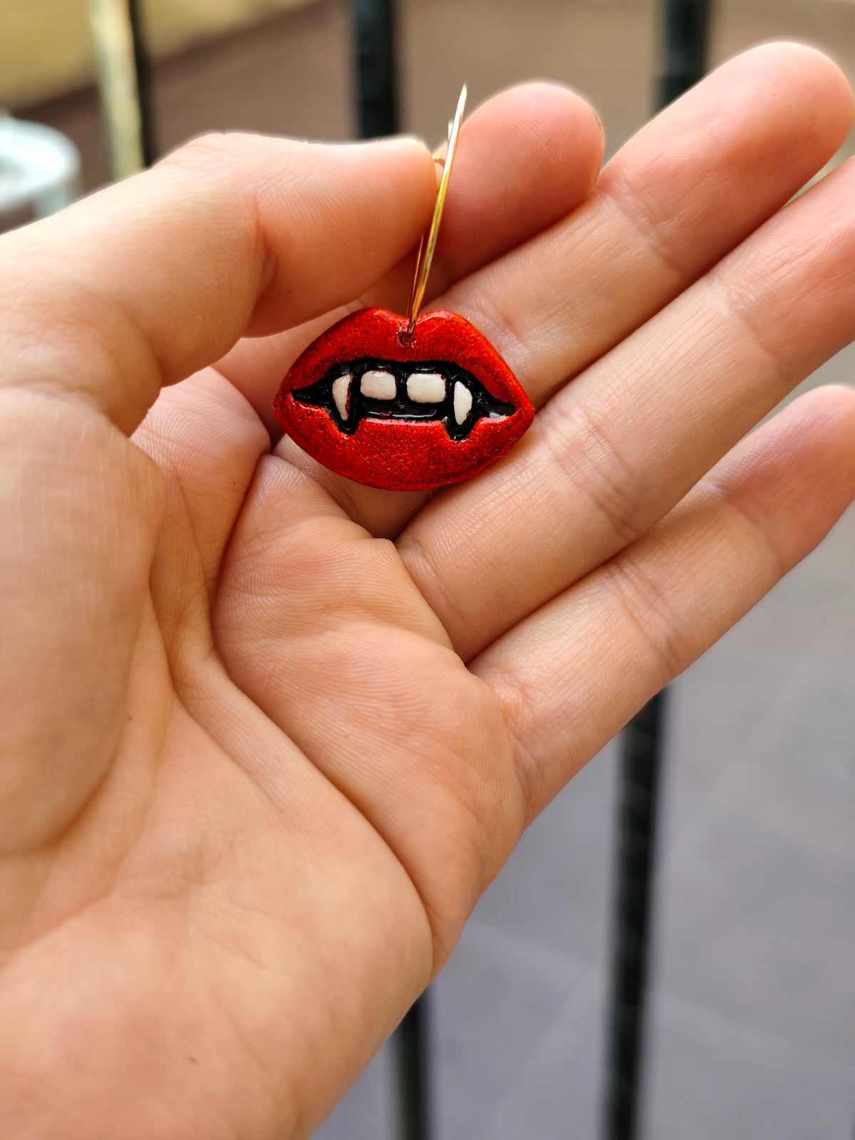 Pendientes Labios Vampira · Halloween Edición Limitada