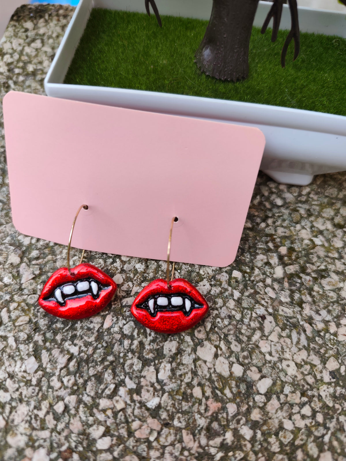 Pendientes Labios Vampira · Halloween Edición Limitada