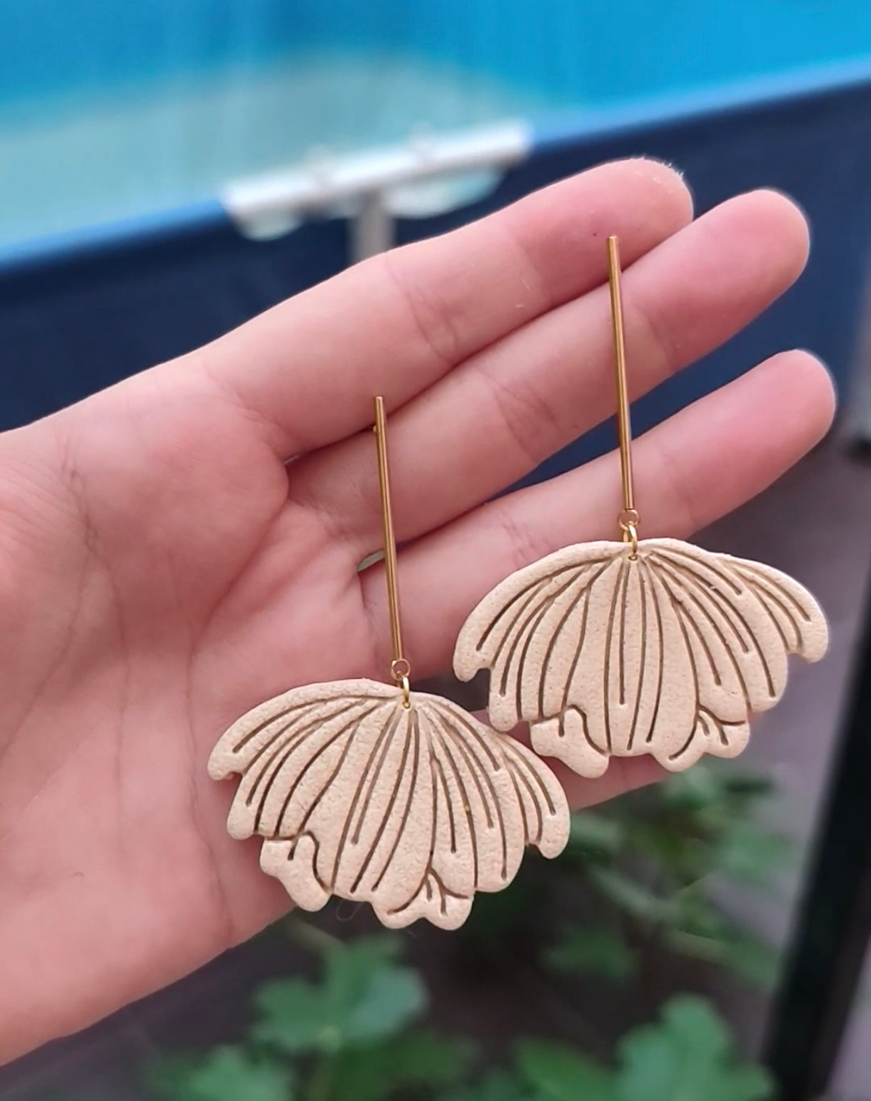 Pendientes Amapola Colgante Beige