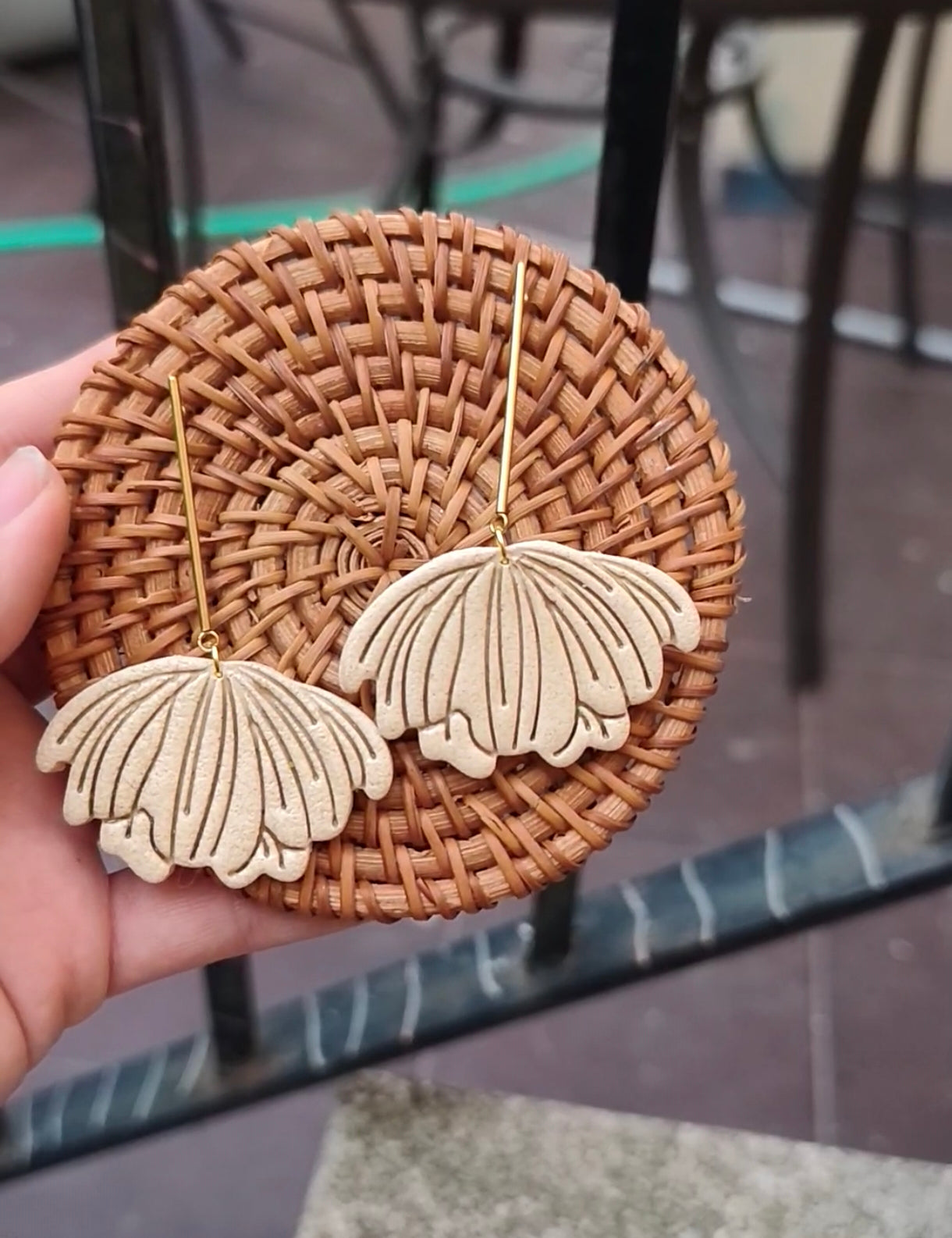 Pendientes Amapola Colgante Beige