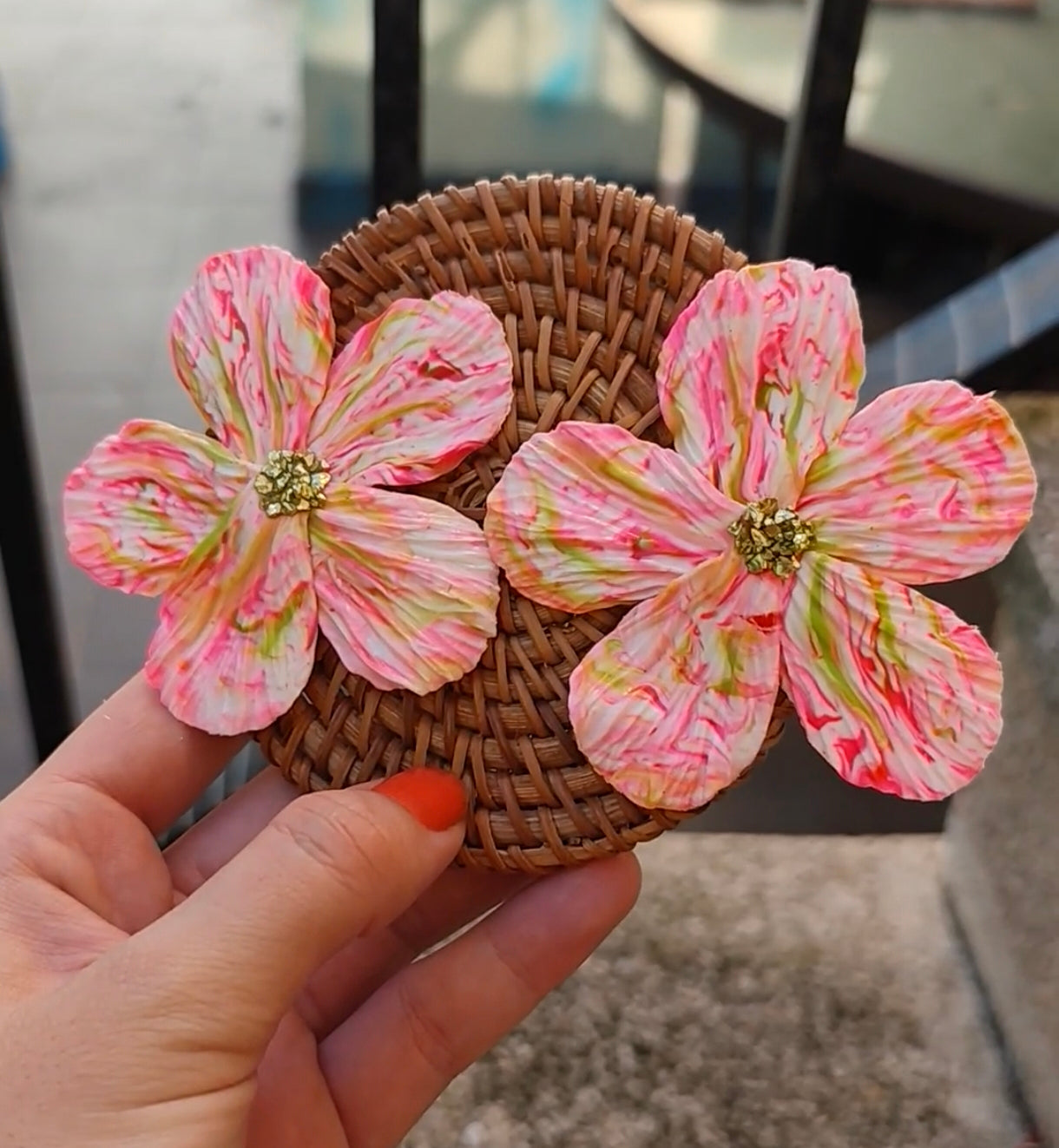 Pendientes Maxi Flor Artesanales – Rosa y Lima | Arcilla Polimérica