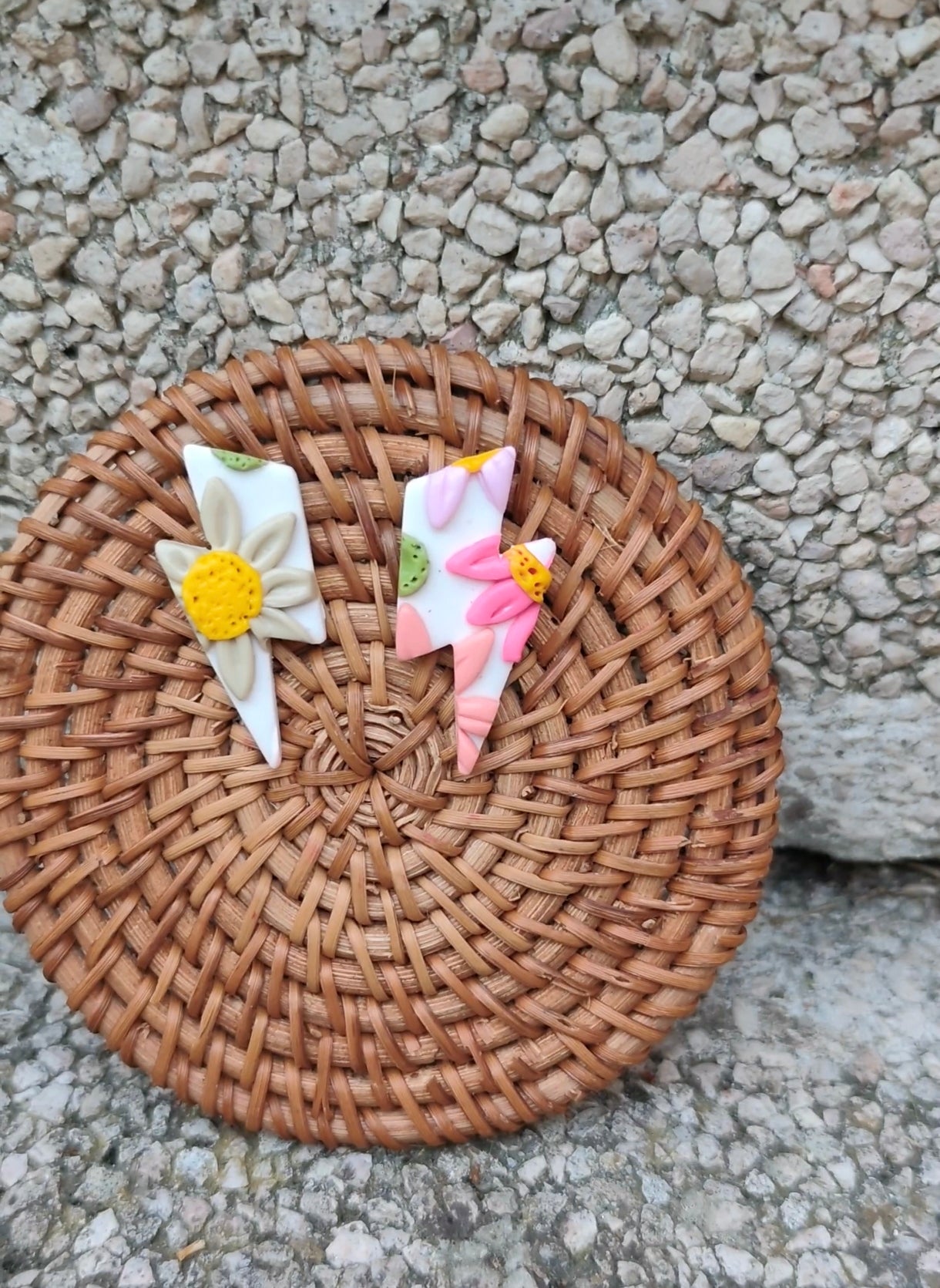 Pendientes Rayo Floral | Edición Única | Arcilla Polimérica | Hecha a Mano